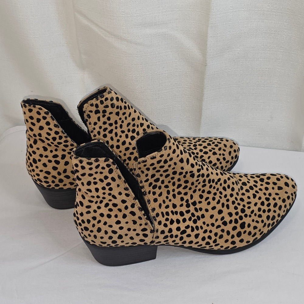 Crochet Womens Cheetah Print Ankle Boots V-Cut Pointed Toe Block Heel Tan Size 8